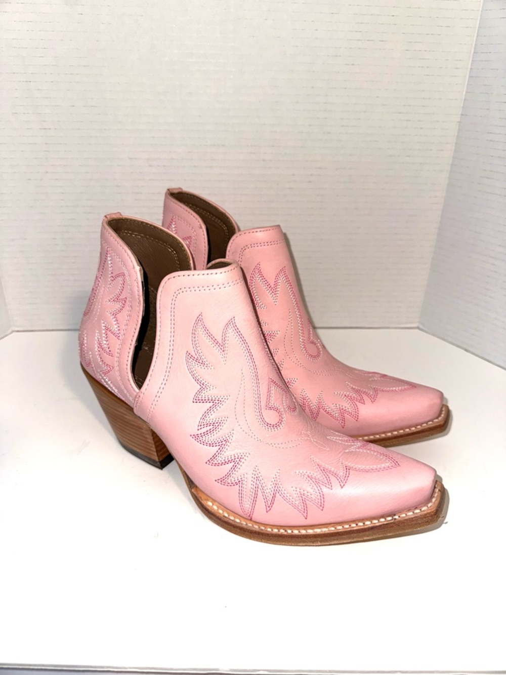 Ariat Dixon Pink Western Booties